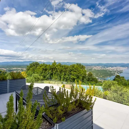 New In 2024 Lina أوباتيا