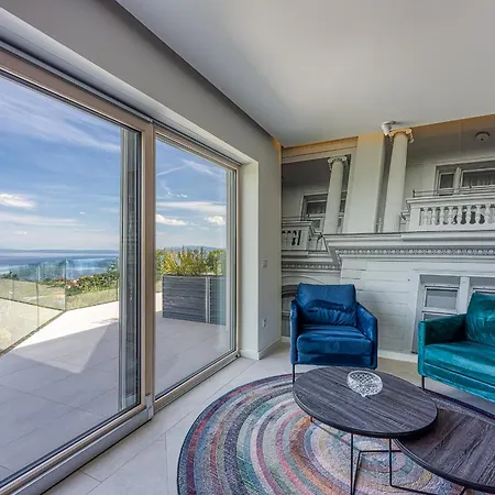 فيلة New In 2024 Lina